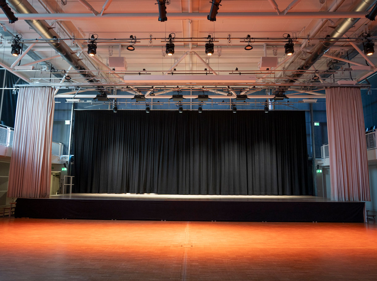 Aula Schule Schliern Blindenmoos, Gemeinde Köniz, Kilchenmann AG